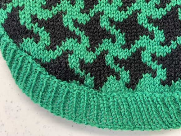 家庭編み機で編んだ子犬用セーター《グリーン》サイズオーダ可 6枚目の画像