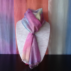 手染めシルク100%スカーフ     カラー:ピンクプルメリア 3枚目の画像