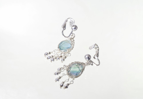 フローライトのsilverシャンデリアイヤリング 1枚目の画像