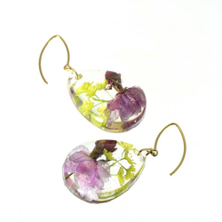 【受注製作】山野草 森の花のピアス E (ヤエベニシダレザクラ・ウリハダカエデ)14kgf《イヤリング可》 4枚目の画像