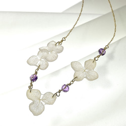 【銀泥染め】葉脈アジサイとアメジストのネックレス・14kgf 1枚目の画像
