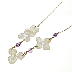 【銀泥染め】葉脈アジサイとアメジストのネックレス・14kgf 4枚目の画像