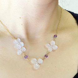 【銀泥染め】葉脈アジサイとアメジストのネックレス・14kgf 2枚目の画像