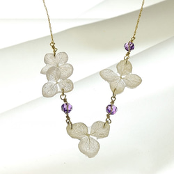 【銀泥染め】葉脈アジサイとアメジストのネックレス・14kgf 5枚目の画像