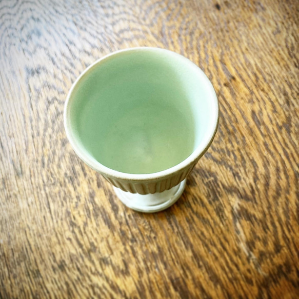 ワインカップ　スモークグリーン 3枚目の画像