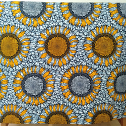 アフリカ布　ベナン　夏の向日葵 50cm アフリカンプリント　ハンドメイド素材　パーニュ　綿100% 2枚目の画像