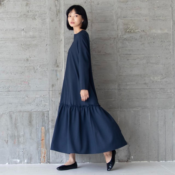 完売】長袖フリルワンピース ネイビー sai 日本製 ワンピース