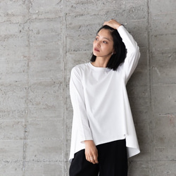 【完売】フレア長袖Tシャツ　カットソー　ホワイト　日本製　フリーサイズ　即納　体型カバー　フレアライン　ノーアイロン 7枚目の画像