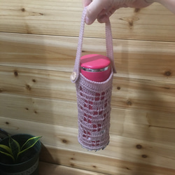 手編みのかぎ針編みの防疫ウォーターカップバッグ。ビールプル環境魔法瓶バッグ/ドリンクカップバッグ 1枚目の画像