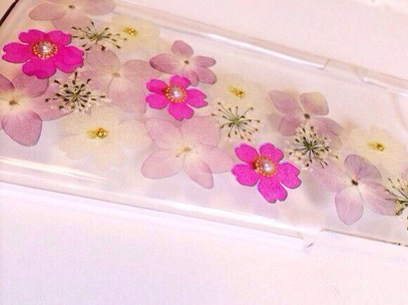 ⑥紫陽花とバーベナの押し花iPhone6ケース 3枚目の画像