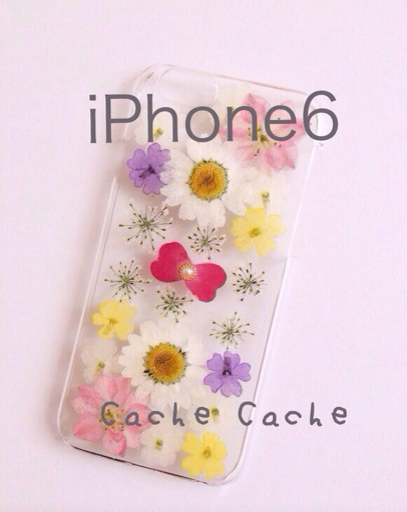 ⑥レースフラワーとたっぷり押し花iPhone6ケース 1枚目の画像