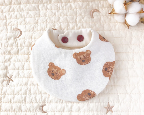 2521 ハンドメイドスタイ くま耳 ポンポン 韓国生地 2521 ハンドメイド