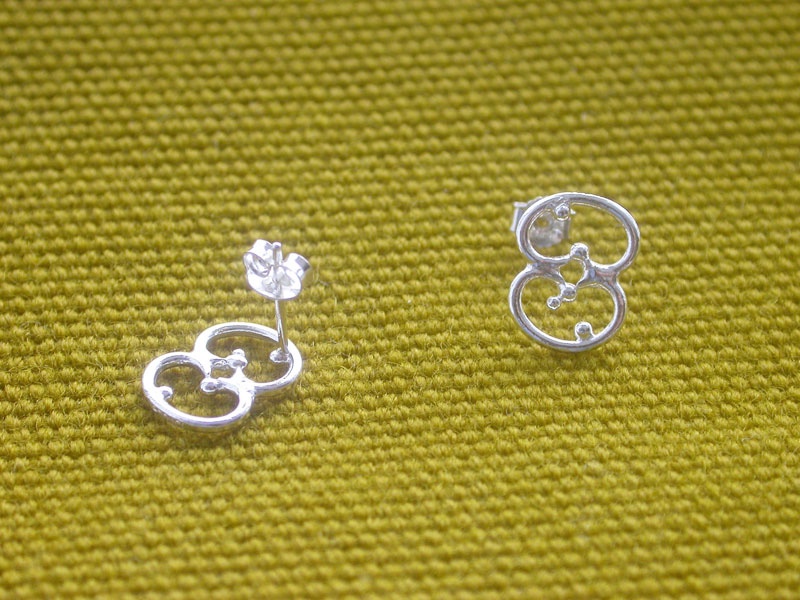 ツヅミモ　ピアス　Lolo
