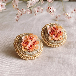 アンティークリング&あこがれのオートクチュール刺繍 あこがれのオートクチュール刺繍 | 朝日新聞出版 |本 | 通販 | Amazon