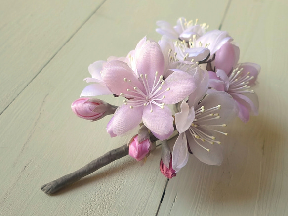 布の花　桜　ソメイヨシノのコサージュ 4枚目の画像