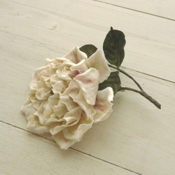 リネンの花　古びた薔薇のコサージュ 3枚目の画像