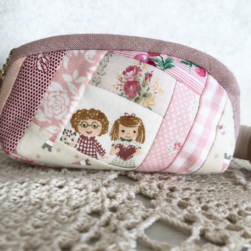 ハンドメイド☆女の子のパッチワークポーチ☆ ハンドメイド☆女の子の