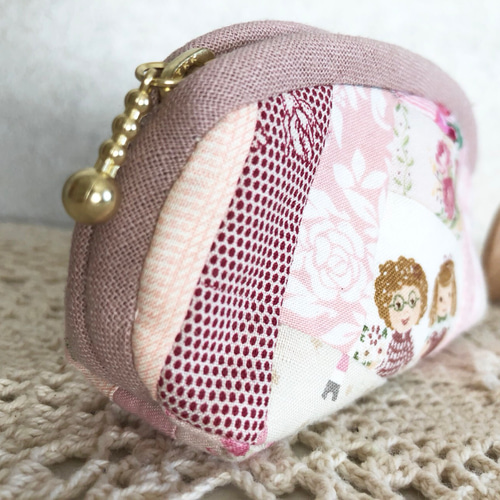 パッチワークミニポーチ〜可愛い女の子〜 ポーチ kushel 通販 5339321