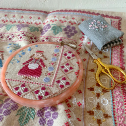 クロス刺繍のあるリネンクロス２枚セット キッチンクロス/K001 15_000000000311.jpg?1743752030