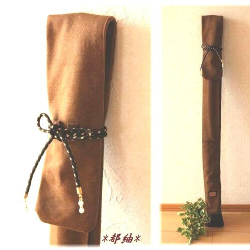 小柄袋　植物図彫刻模様 刀装具　木製ケース付き 小柄袋 植物図彫刻模様 刀装具 木製ケース付き