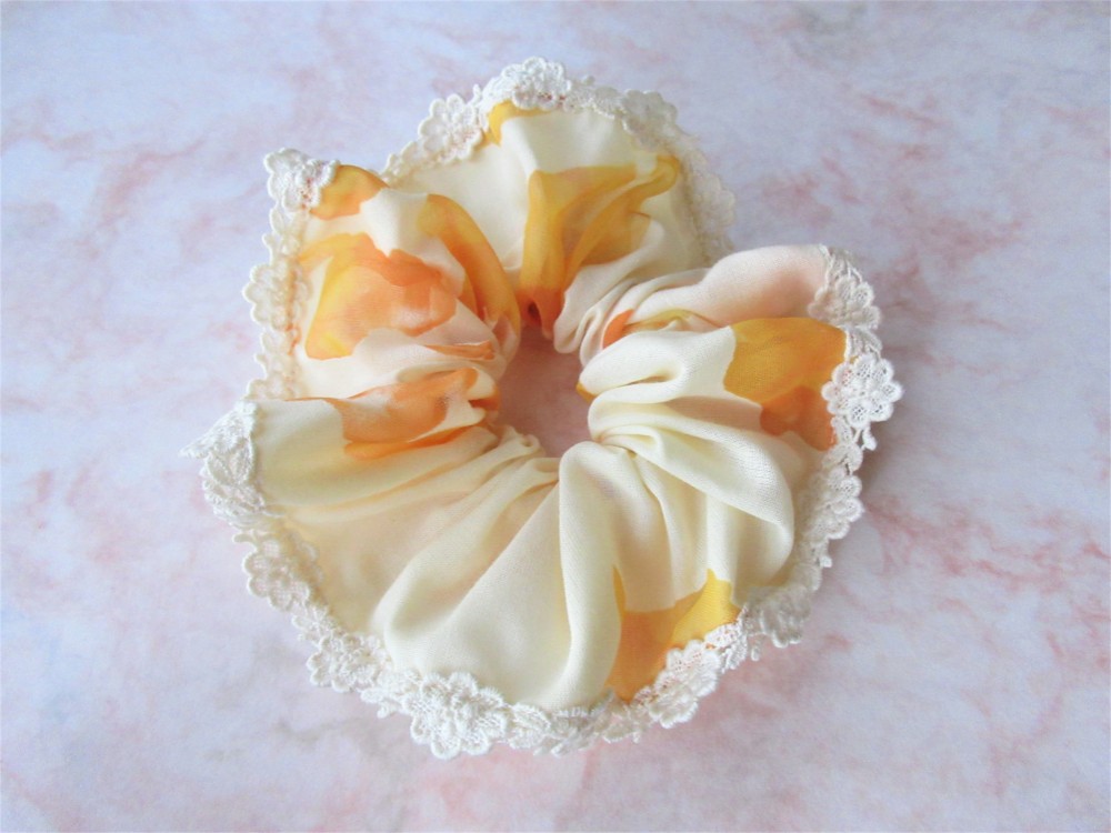 ハンドメイドシュシュM-3826♡花柄オーガンジー♡