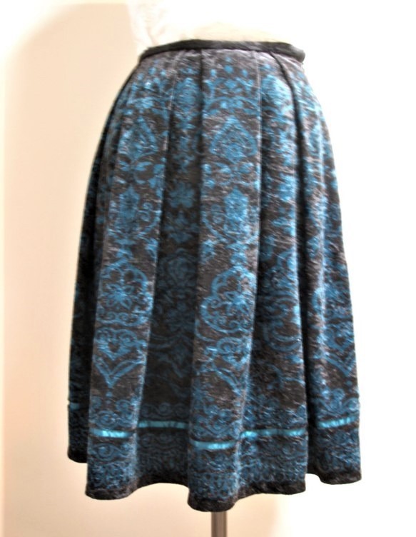クラッシュベロア　スカート 1枚目の画像