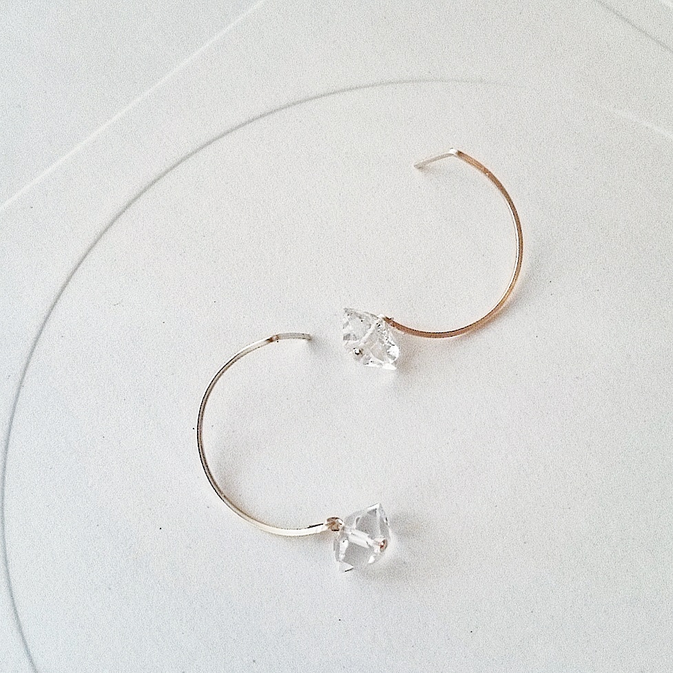 受注製作☆Half moon ピアス☆14kgf & NYハーキマーダイヤモンド