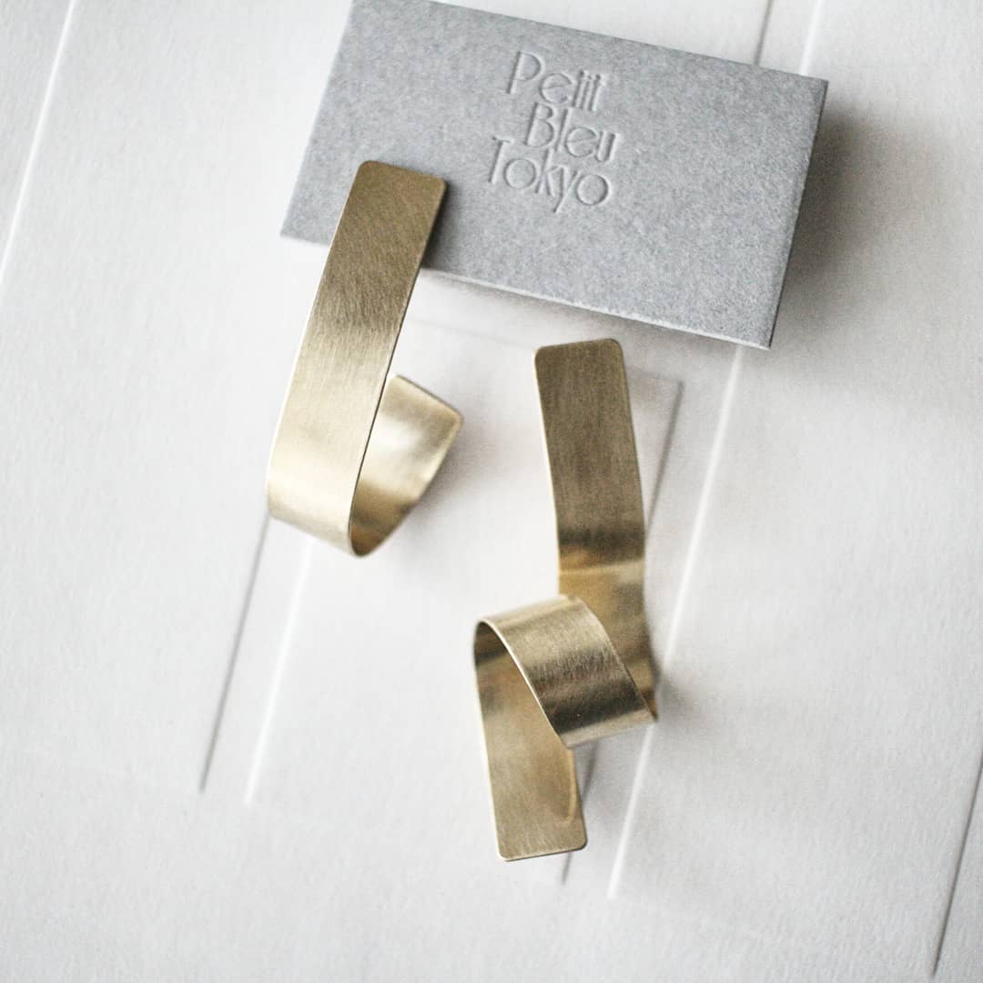 受注製作☆Big真鍮リボンピアス(イヤリング) creema 限定送料無料