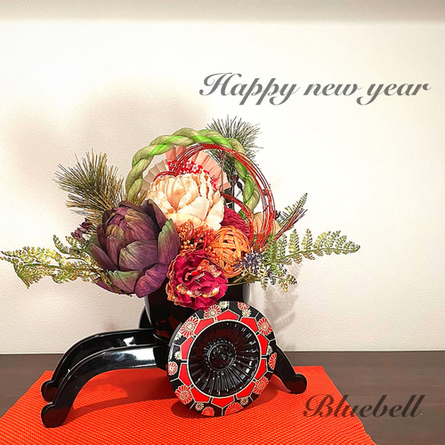 送料無料 お正月飾り 御所車の置物 豪華で華やかアーティシャル