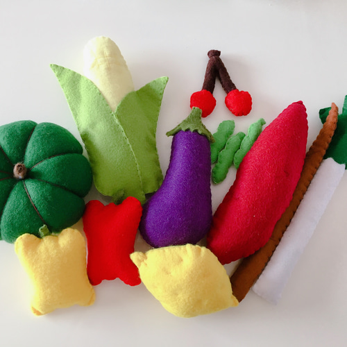 フェルト野菜☆色んな色♪ フェルト野菜☆色んな色♪ フェルト ままごと 野菜28種 セット