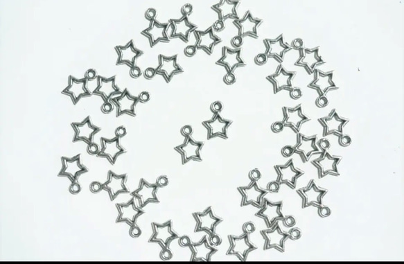 アンティークシルバー星チャーム 2枚目の画像