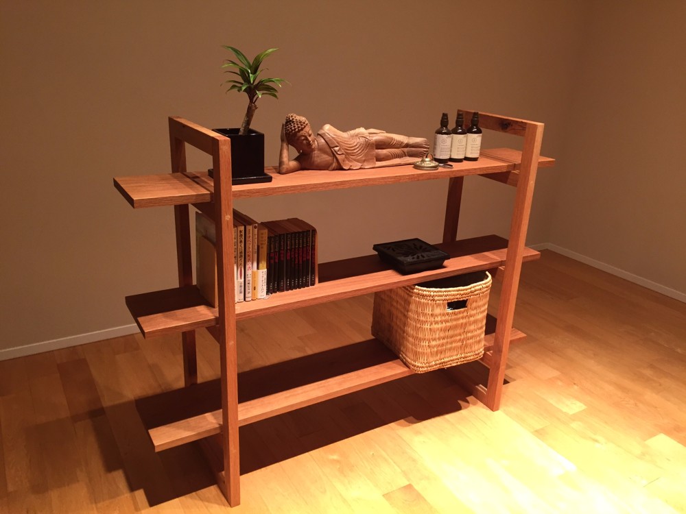 オーク無垢材 シンプルな三段シェルフ 棚・シェルフ・ラック 暮らしの