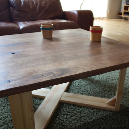 ウォルナット無垢材の天板 ローテーブル ローテーブル・リビング