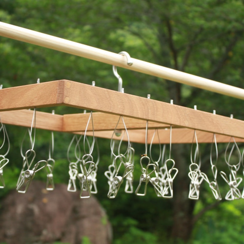 部屋干しを楽しむ】木製ピンチハンガー ｜ オーク無垢材 ｜ 物干し