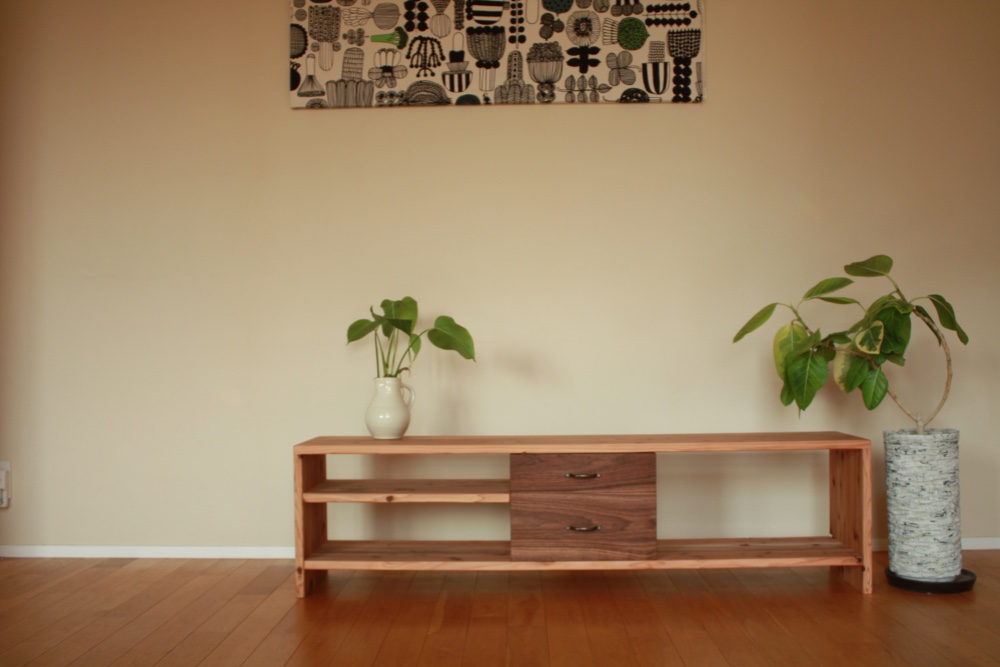 杉×ウォルナット無垢　TVボード（テレビ台）　引出し２杯　W1500mm 27,839円