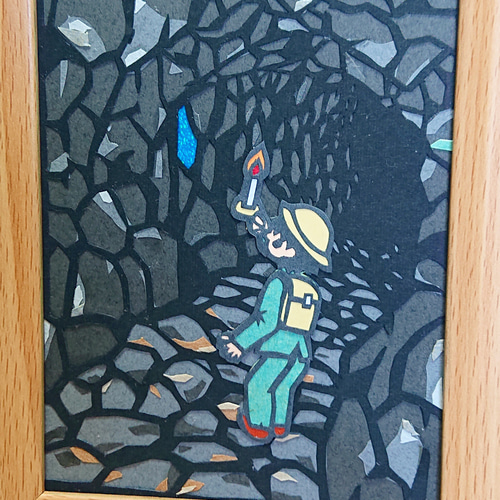 切り絵 闇に浮かぶ城 | iichi 日々の暮らしを心地よくする