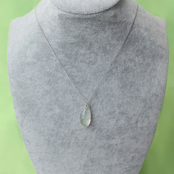 月白の雫石【ペンダント】 5枚目の画像