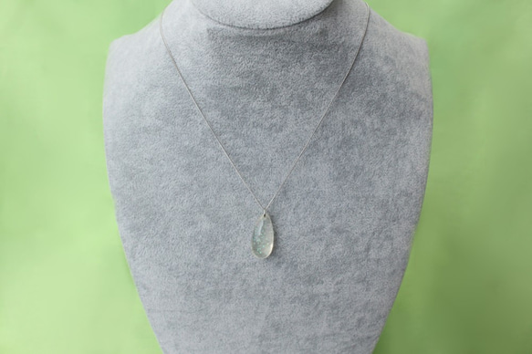 月白の雫石【ペンダント】 5枚目の画像