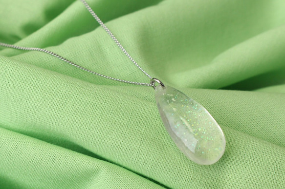 月白の雫石【ペンダント】 9枚目の画像