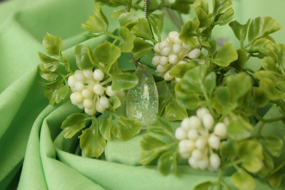 月白の雫石【ペンダント】 1枚目の画像