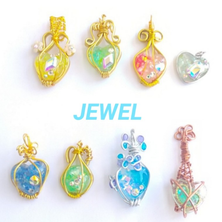 *”avabhasine”宝石レジンネックレス✨