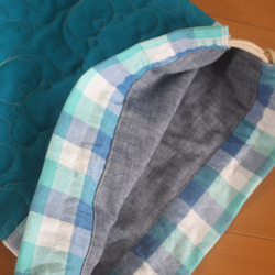 くまちゃんのお着替え袋（ターコイズ×ブロックチェック） 2枚目の画像