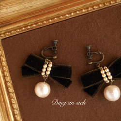 真珠とベロアリボンのイヤリング 2枚目の画像