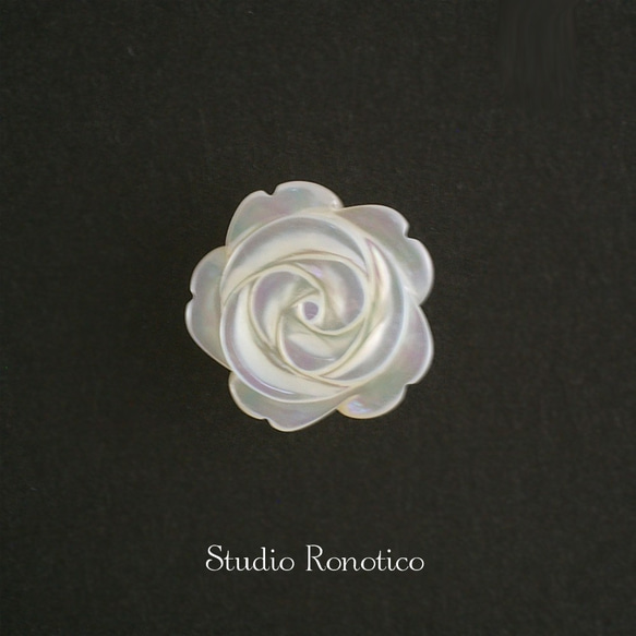白蝶貝 薔薇彫刻 ブートニエール ピンブローチ ラペルピン タイタック 3枚目の画像