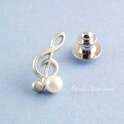 本真珠淡水パール6ｍｍ 小さなト音記号 ピンブローチ ラペルピン ブートニエール タイタック 3枚目の画像