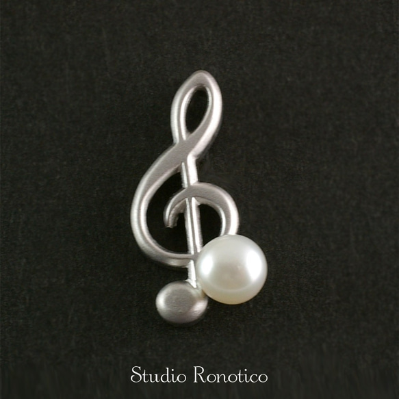 本真珠淡水パール6ｍｍ 小さなト音記号 ピンブローチ ラペルピン ブートニエール タイタック 4枚目の画像