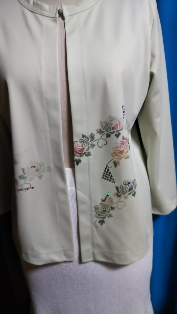春らしい  薔薇の花ステンシル                     ジャケット 3枚目の画像