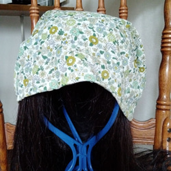 ♥SOLD!♥【36】医療帽子 　ケア帽子 　バンダナキャップ 〈グリーン花柄:ダブルガーゼ〉 2枚目の画像