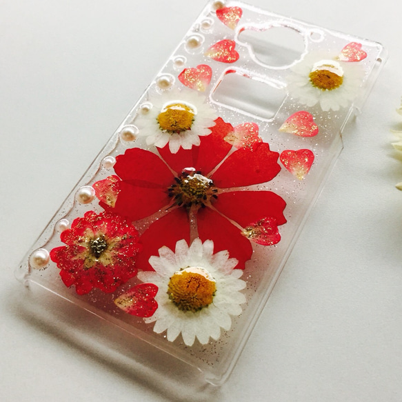 赤いお花のiPhoneケース＊花びらver＊ 3枚目の画像