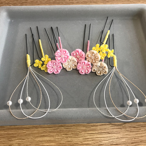 控えめ‼️〜桜と菜の花の髪飾り〜つまみ細工〜 その他ヘアアクセサリー 